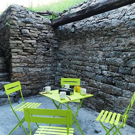 Gite Des 3 Vallees Baume-les-Messieurs Exterior foto
